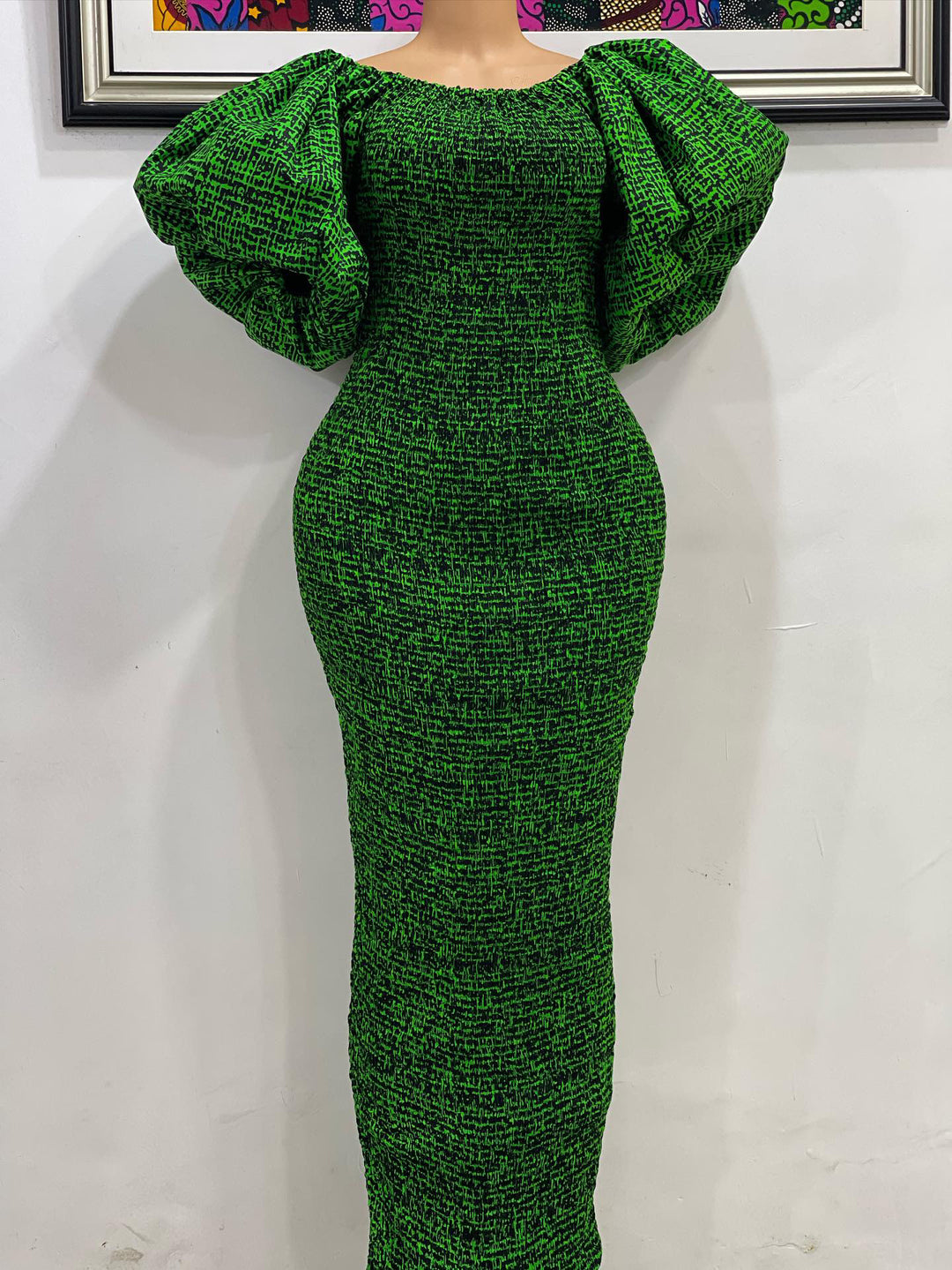 African print stretchy puff sleeve bodycon dress.