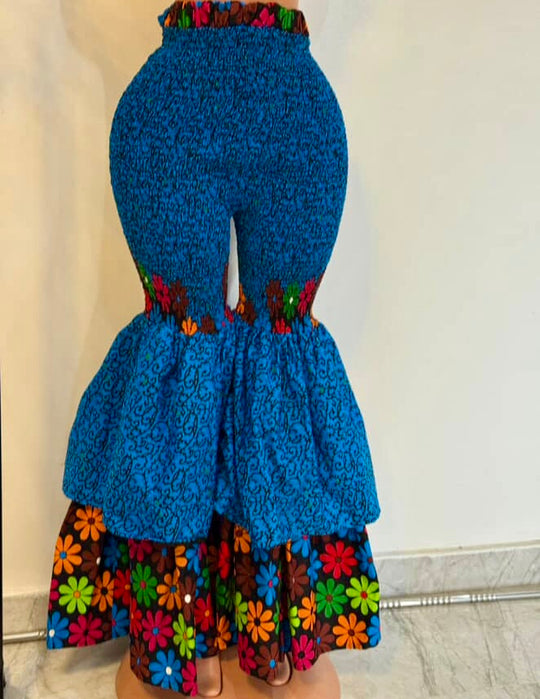 African print stretchy high-waist flare pants.