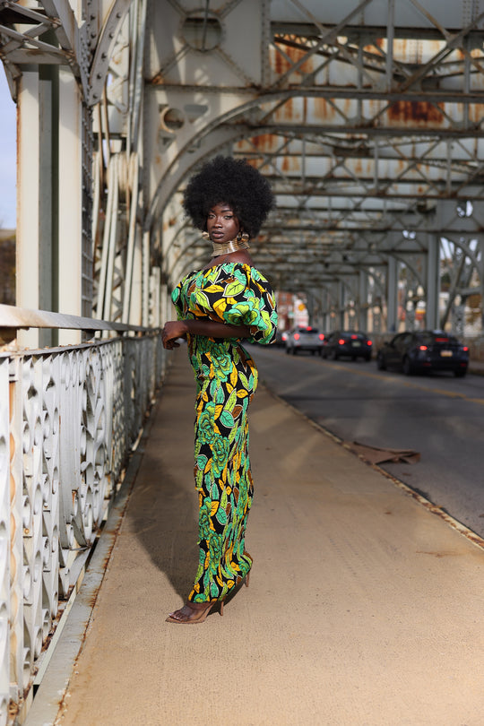 African print stretchy puff sleeve bodycon dress.