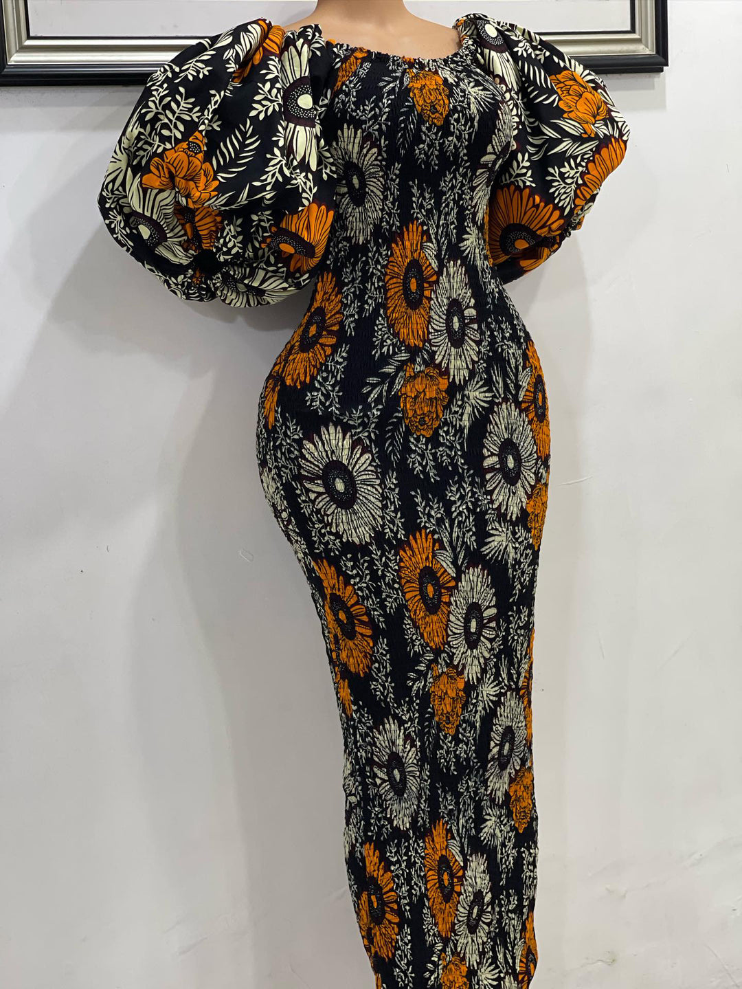 African print stretchy puff sleeve bodycon dress.