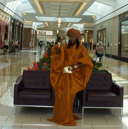 Luxe premium taffeta rich auntie bubu gown.