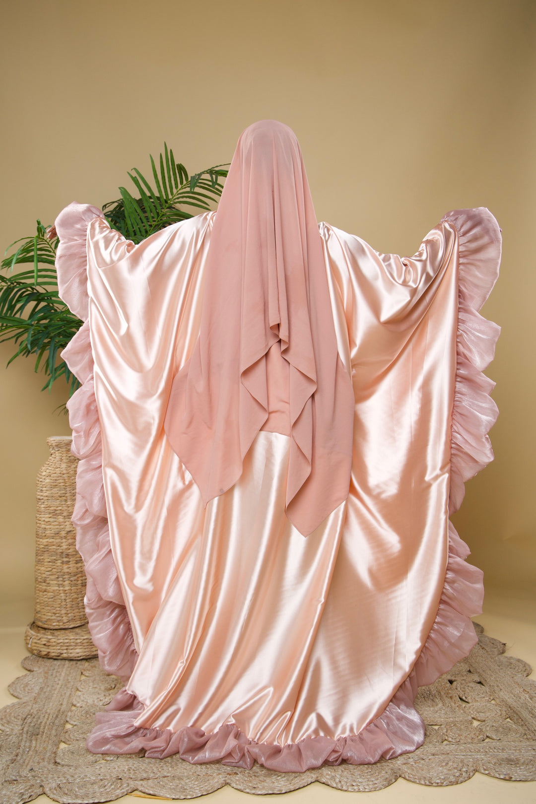 Luxe rich auntie bubu/kaftan gown.