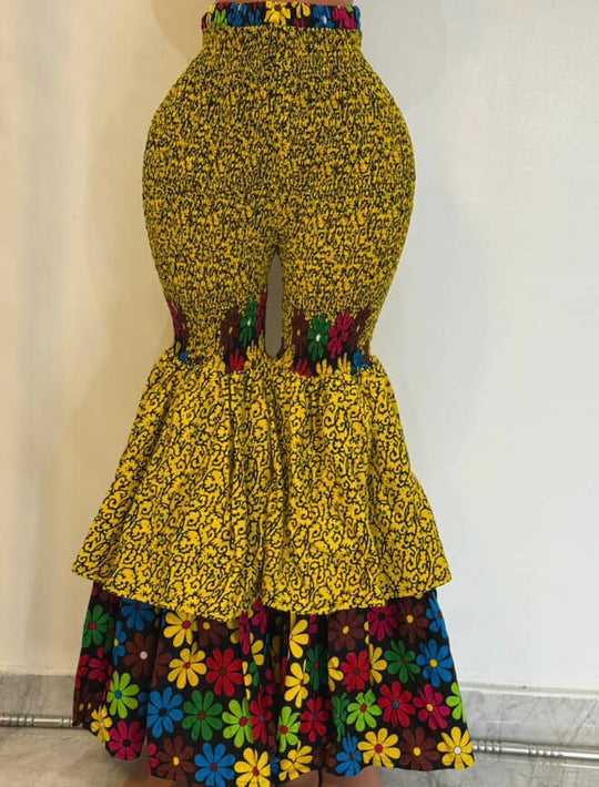 African print stretchy high-waist flare pants.