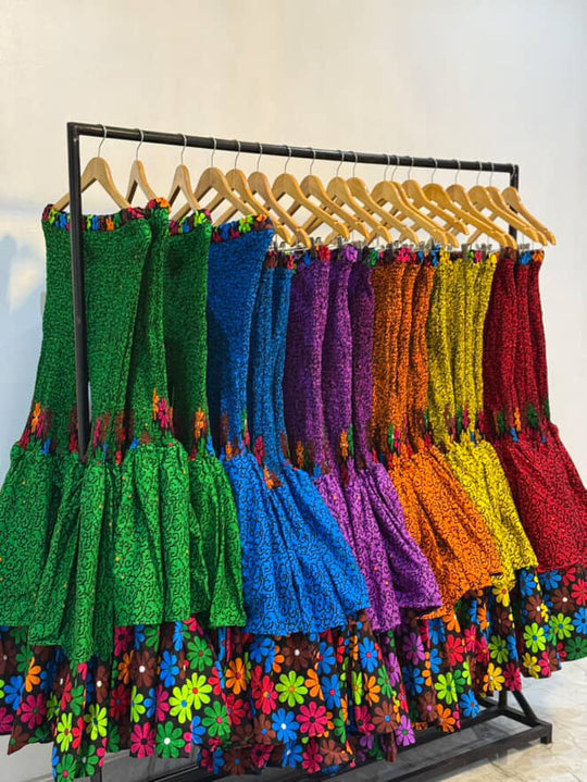 Africa print stretchy high-waist flare pants.