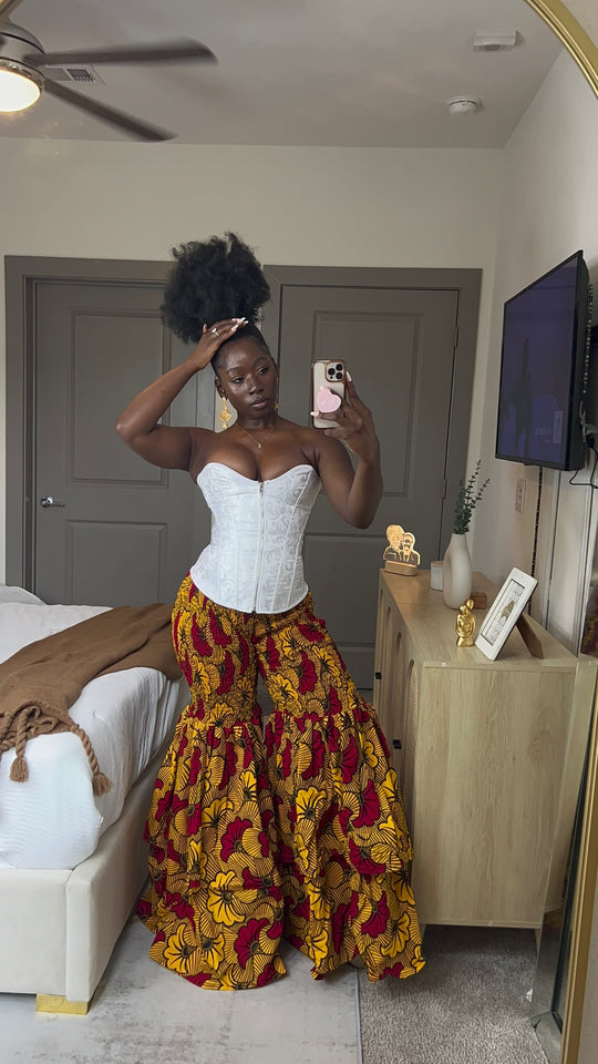 African print stretchy high-waist flare pants.