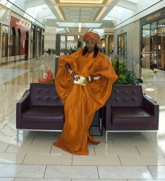 Luxe premium taffeta rich auntie bubu gown.