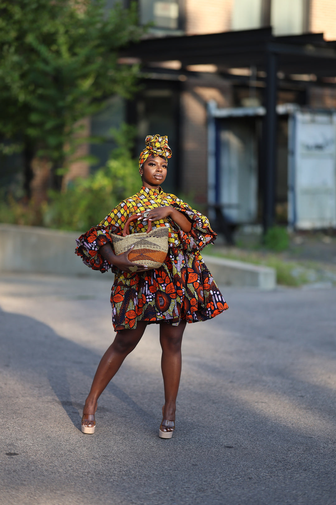 African print short A line flare dress with pockets.