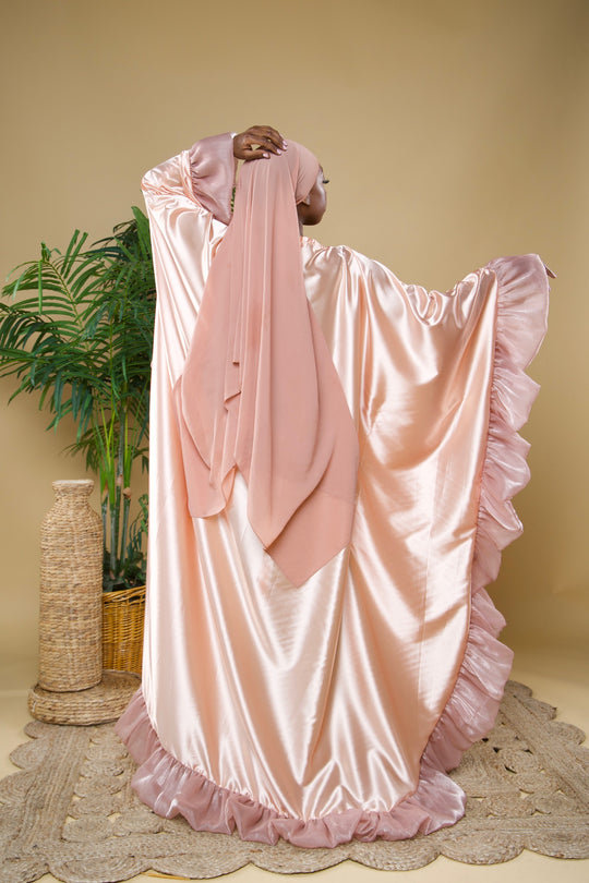 Luxe rich auntie bubu/kaftan gown.