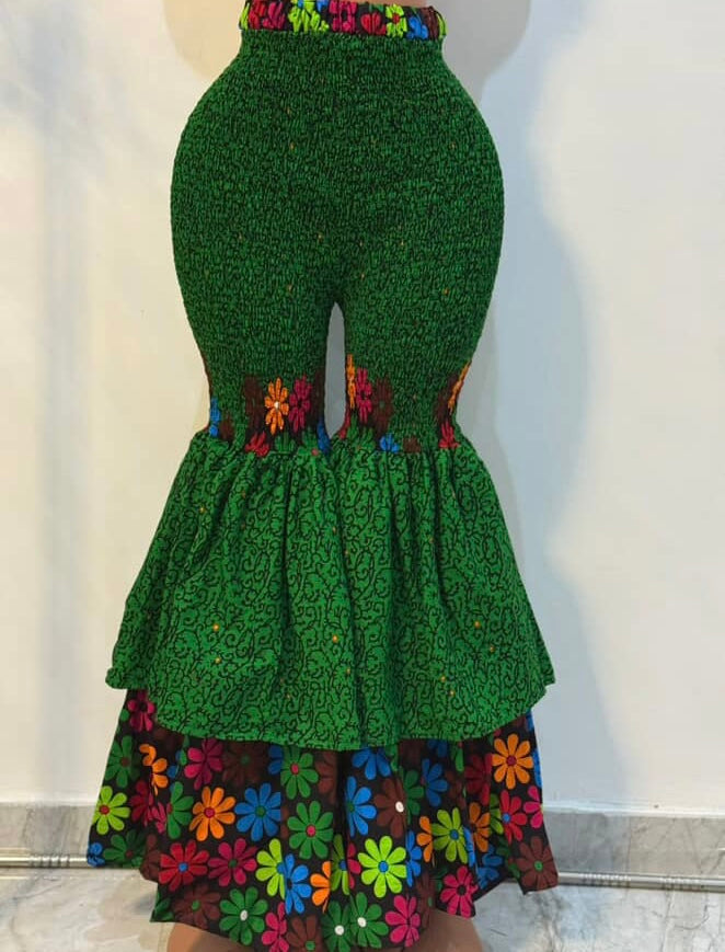 Africa print stretchy high-waist flare pants.