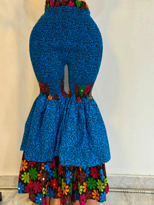 African print stretchy high-waist flare pants.