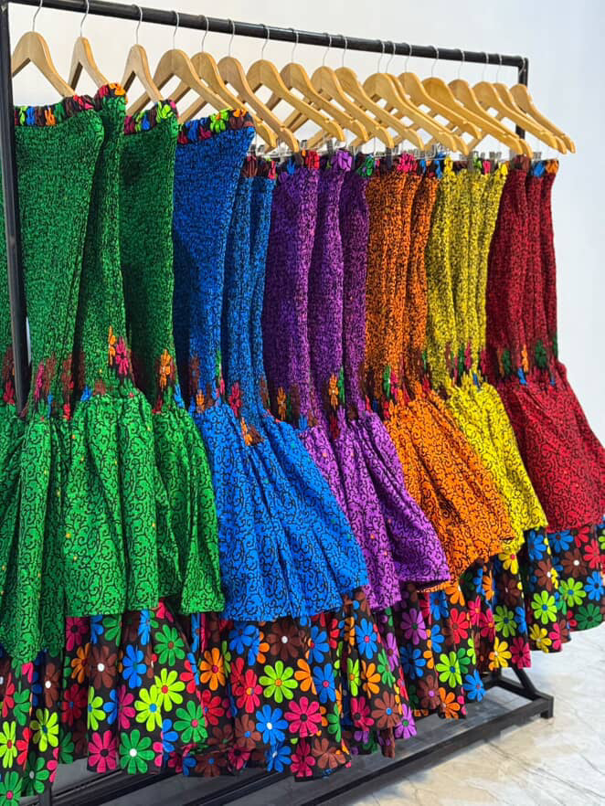 African print stretchy high-waist flare pants.