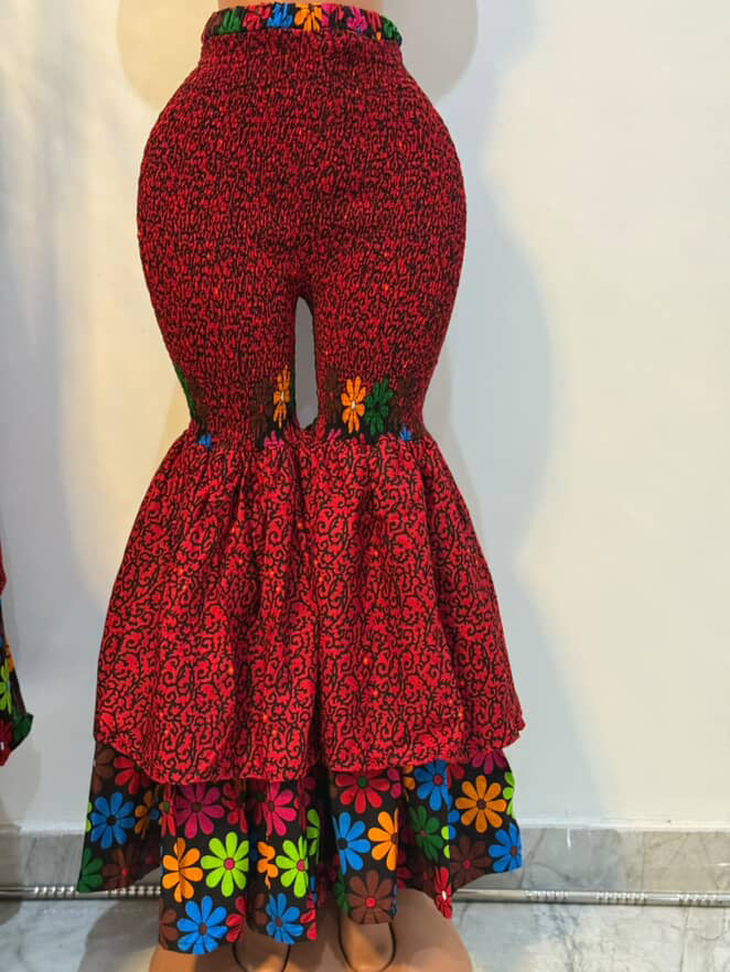African print stretchy high-waist flare pants.
