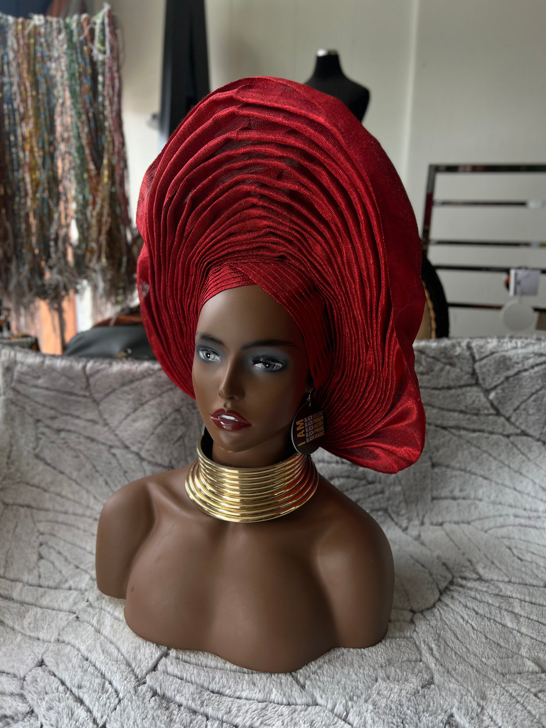 Traditional Autogele, ready to wear headtie/headgear.