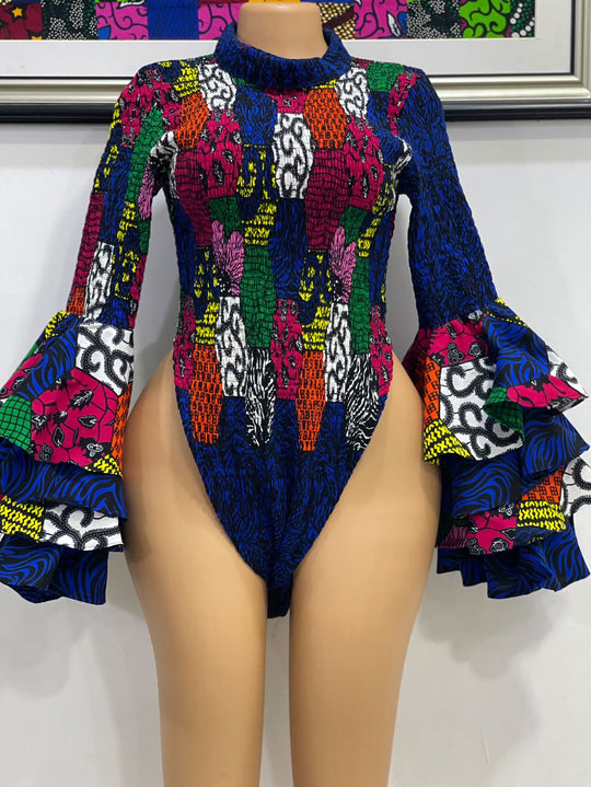 African print stretchy bodysuit.💥