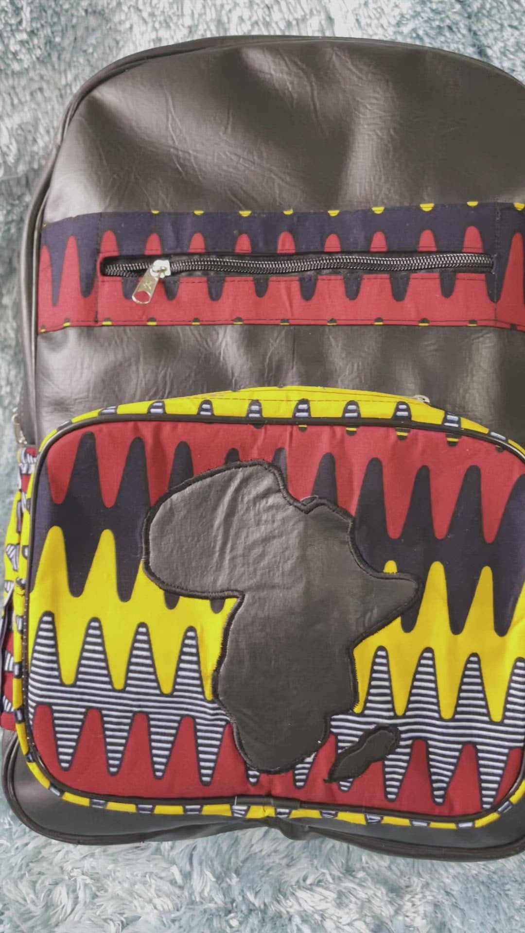 Large African print backpack🔥