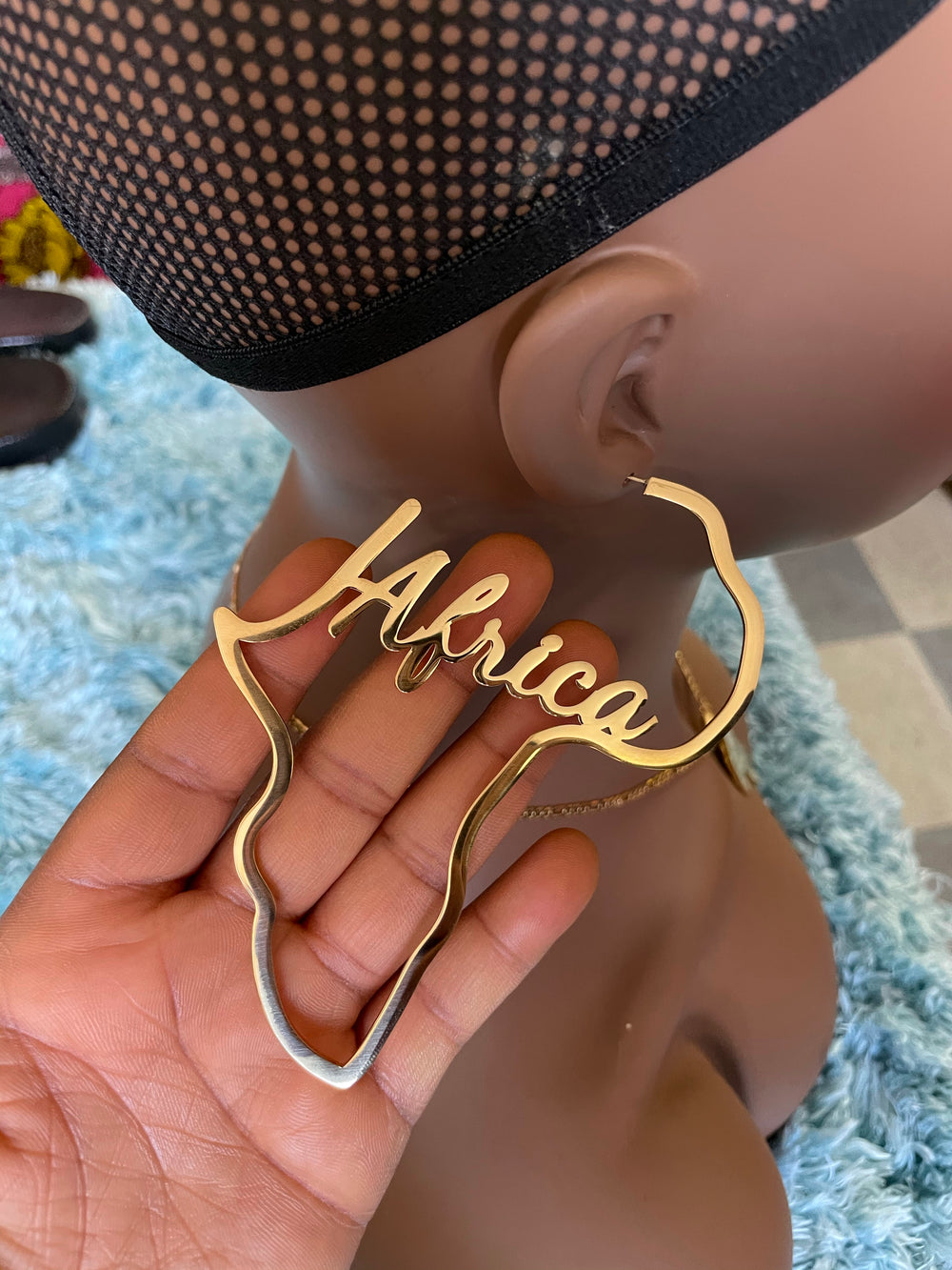 Africa map large hoop earrings🔥