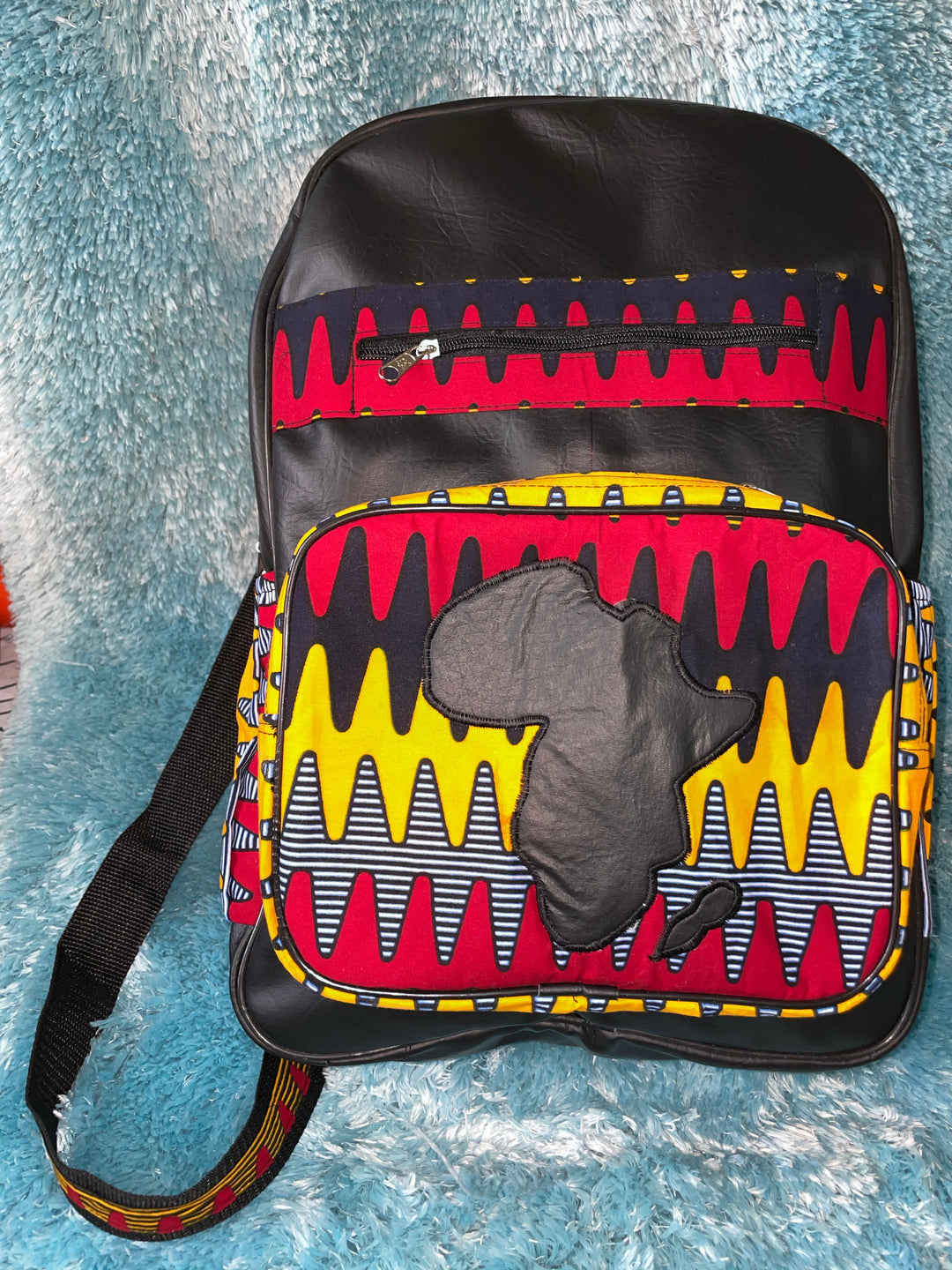 Large African print backpack🔥