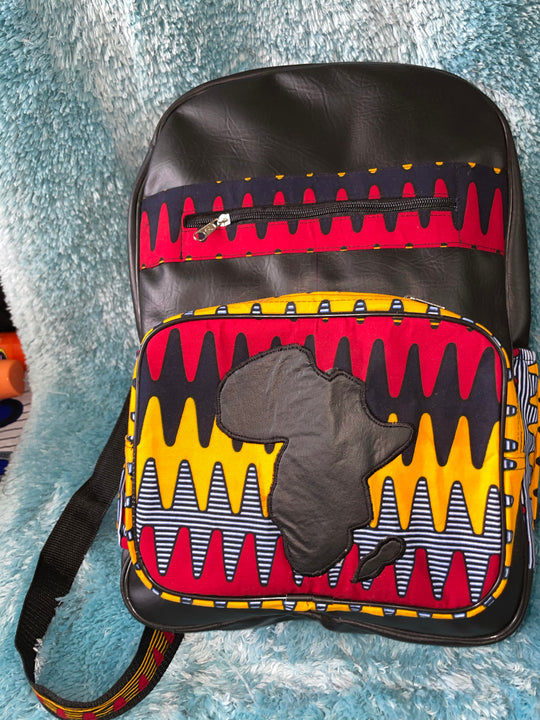 Large African print backpack🔥