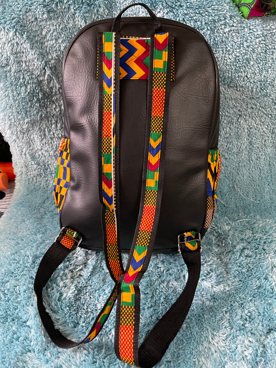 Large African print backpack🔥