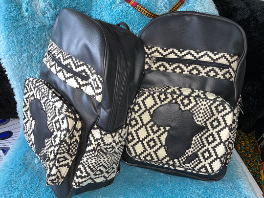 Large African print backpack🔥