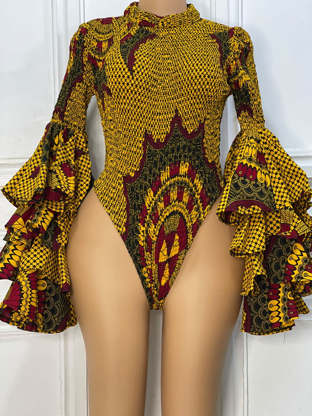 African print stretchy bodysuit 💥